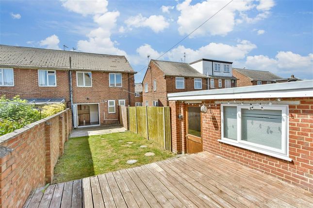 Nursery Close, Sheerness, Kent 3 bed semi