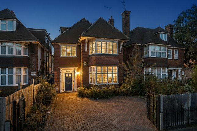 Finchley Road, Golders Green, London... 6 bed semi