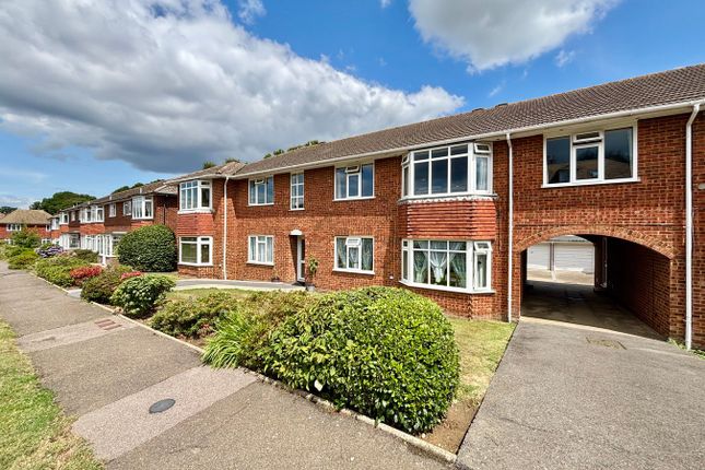 3 bedroom flat for sale