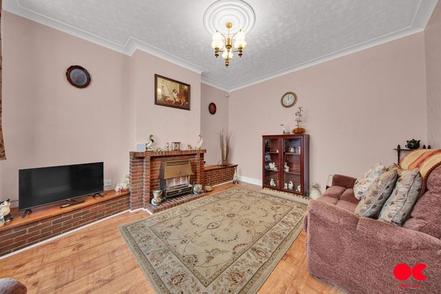Norfolk Road, Romford RM7 3 bed terraced house for sale