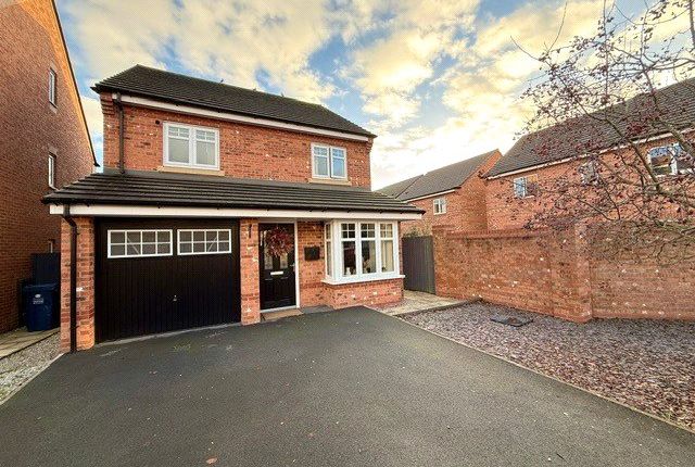 4 bedroom detached house for sale