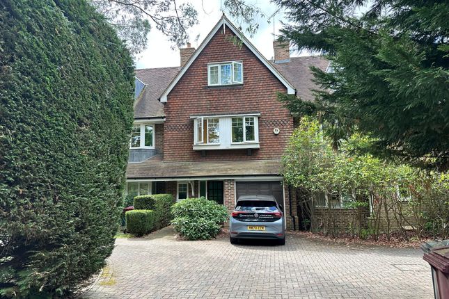 5 bedroom terraced house for sale