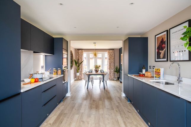 4 bed detached house