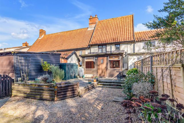 2 bedroom cottage for sale