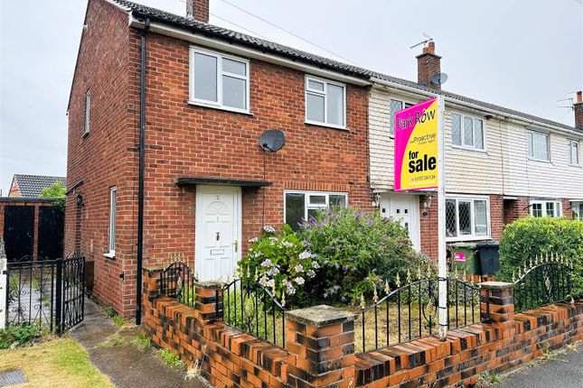 Riverdale, Beal, Goole 2 bed end of terrace house for sale