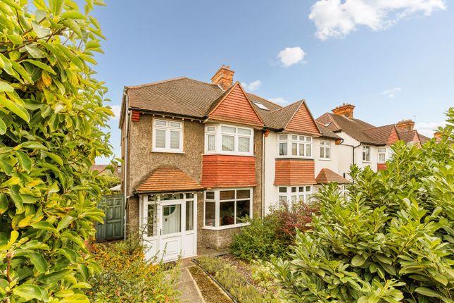4 bedroom semi-detached house for sale