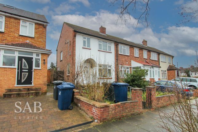Ferrymead Avenue, Greenford, UB6 3 bed end of terrace house for sale