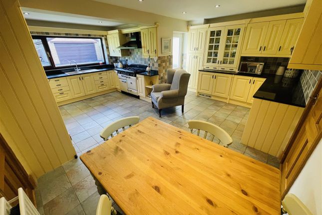 Middelburg Close, Whitestone 4 bed detached house for sale
