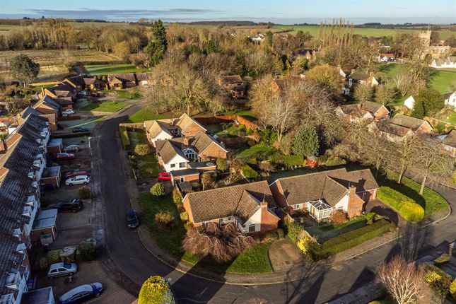 Greys Close, Cavendish CO10 3 bed detached bungalow for sale