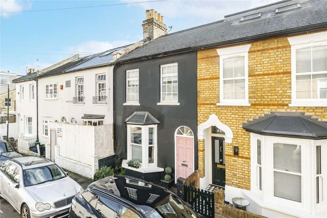Princes Road, London SW14 2 bed terraced house for sale