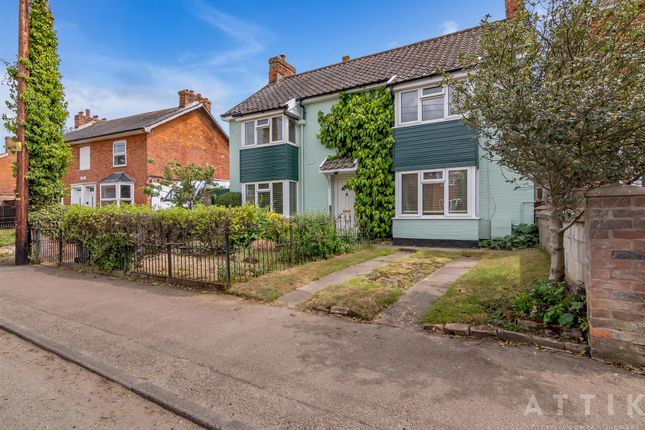 Brook Street, Saxmundham 3 bed detached house for sale