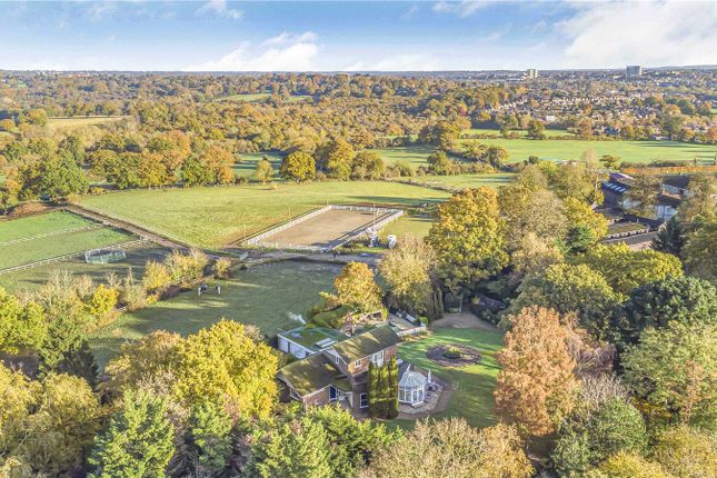 4 bed detached house