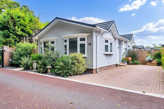 London Road, Royston SG8 2 bed park home for sale