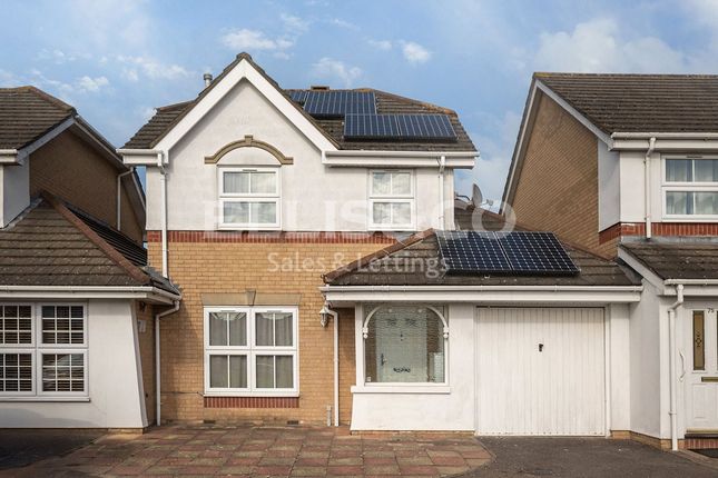 Longfield Avenue, Mill Hill, London, NW7 3 bed link detached house for sale