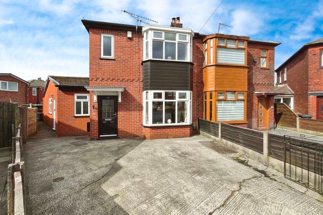 Frinton Road, Middle Hulton 3 bed semi