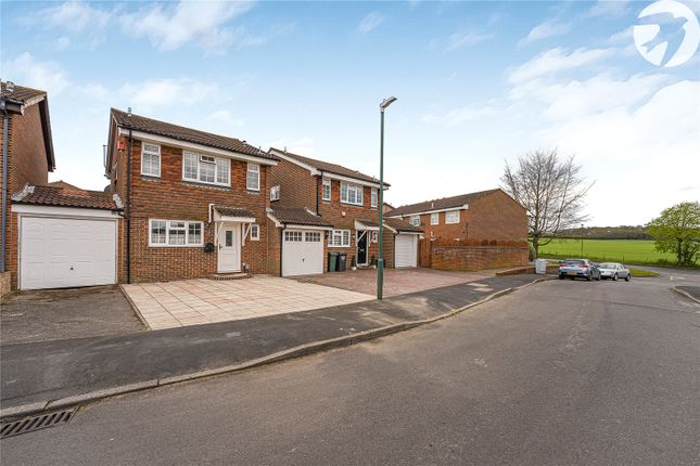 Brewers Field, Wilmington, Kent, DA2 3 bed link detached house for sale