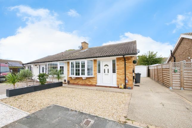 2 bedroom semi-detached bungalow for sale