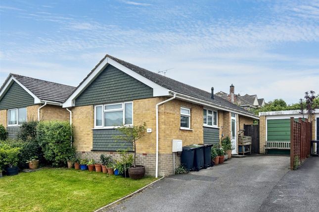 1 bedroom detached bungalow for sale