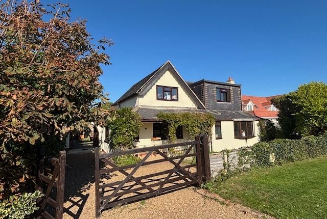 Seal Road, Selsey 4 bed detached house for sale
