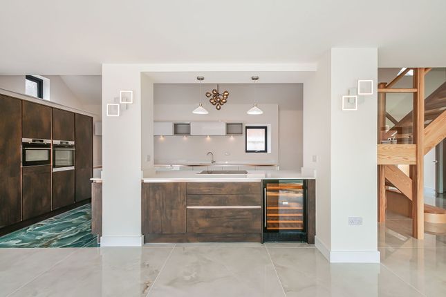 Bewholme Road, Driffield YO25 4 bed barn conversion for sale