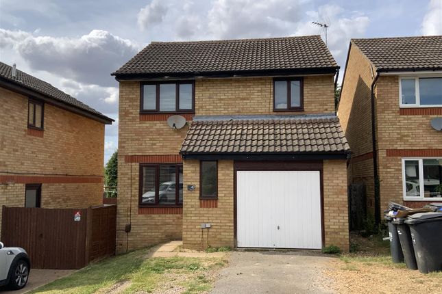 South Copse, Northampton 3 bed detached house for sale