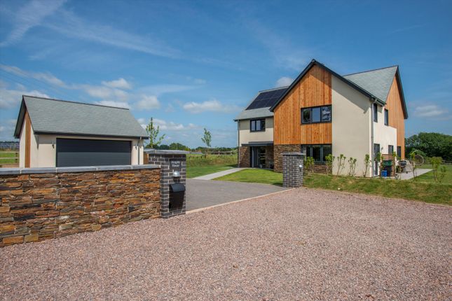 Sampford Peverell, Tiverton, Devon, EX16 5 bed detached house for sale