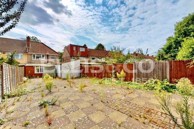 Whitton Avenue East, Greenford, UB6 3 bed end of terrace house for sale