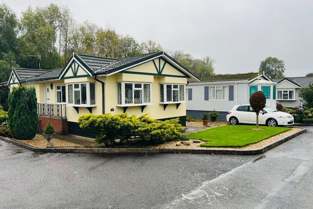 Bromyard Herefordshire 2 bed park home for sale