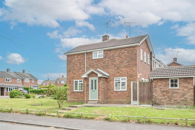 Willingale Close, Brentwood 2 bed end of terrace house for sale