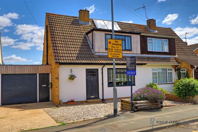 Honeywood Avenue, Coggeshall 3 bed semi