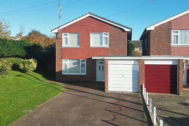 3 bed link detached house