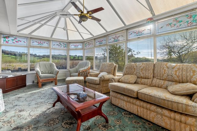 2 bed detached bungalow