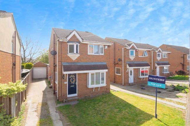 Richmond Close, Bramley, Leeds 3 bed detached house for sale