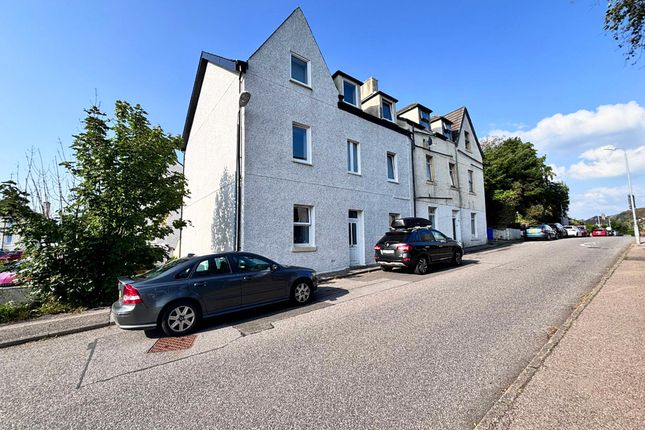 2 bedroom ground floor flat for sale