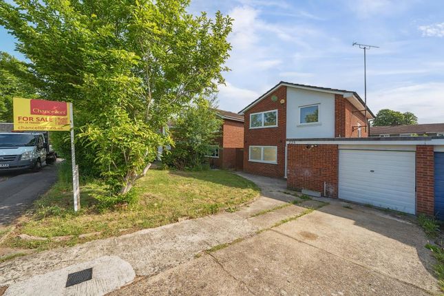 3 bed link detached house