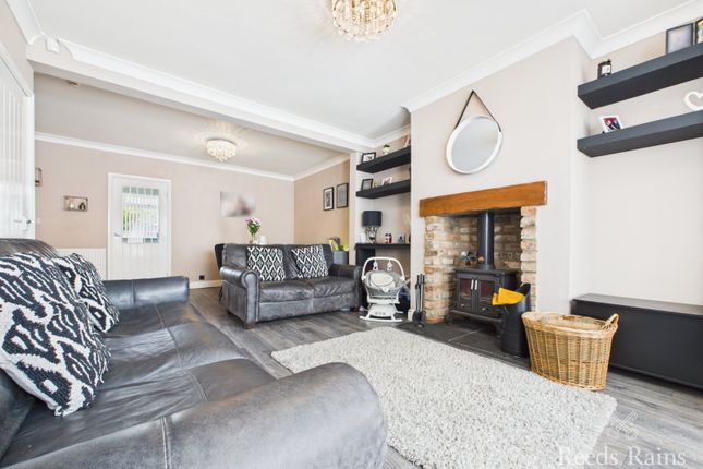 Eskdale Avenue, Hull HU9 3 bed terraced house for sale