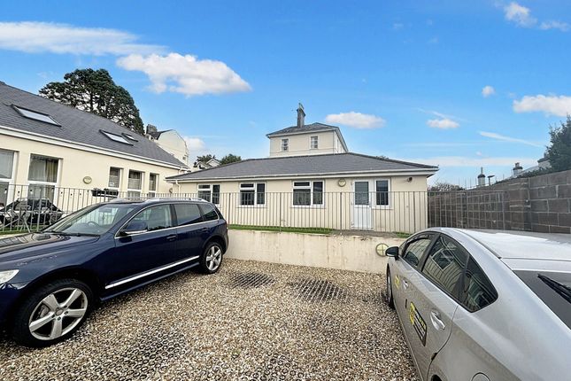 2 bed bungalow