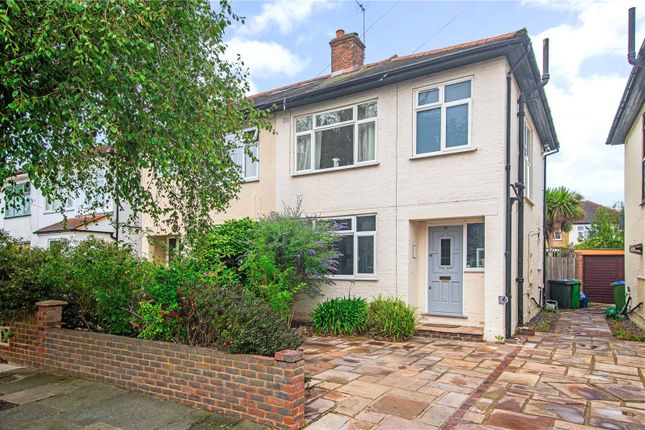 Alton Gardens, Twickenham, TW2 3 bed semi