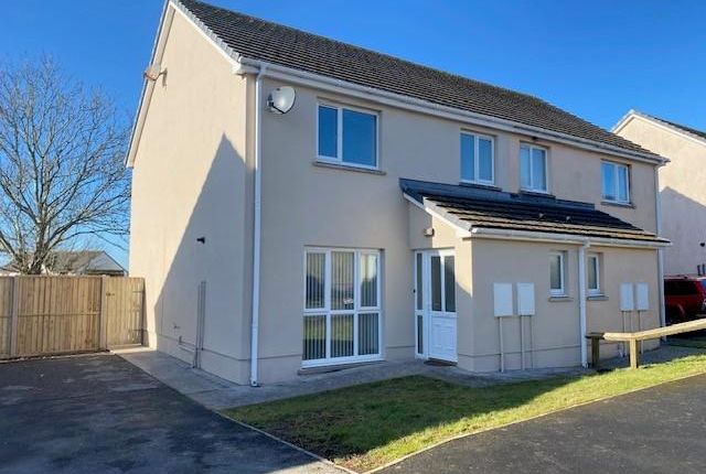 Cae Gwyrdd, St. Clears 3 bed semi