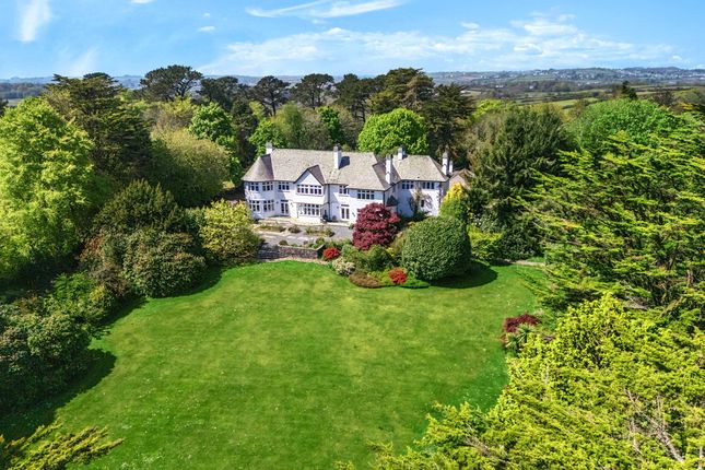 7 bed detached house