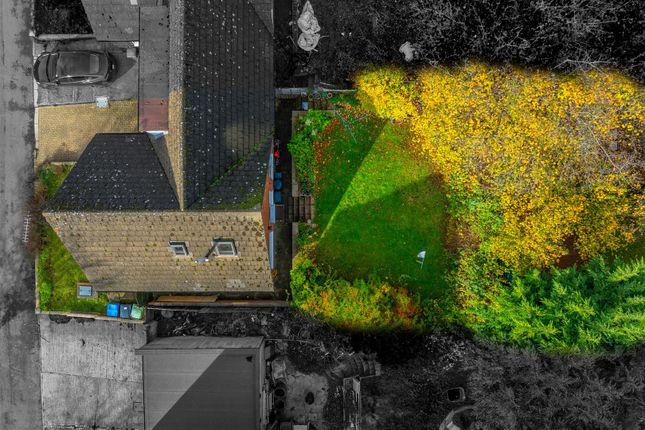 3 bed semi-detached house