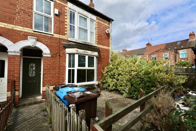 Goddard Avenue, Hull 4 bed end of terrace house for sale