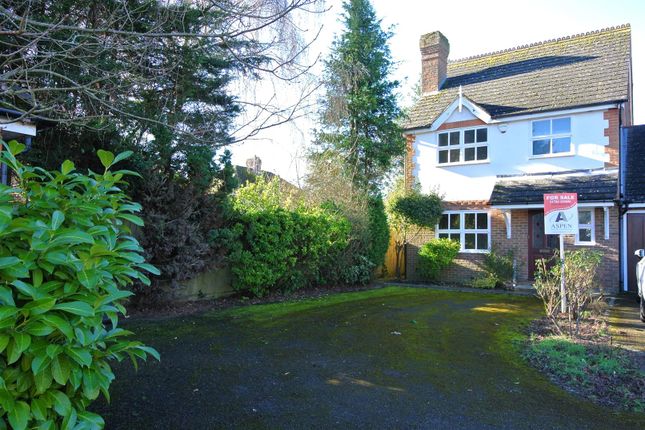 Southcroft, Englefield Green TW20 3 bed detached house for sale