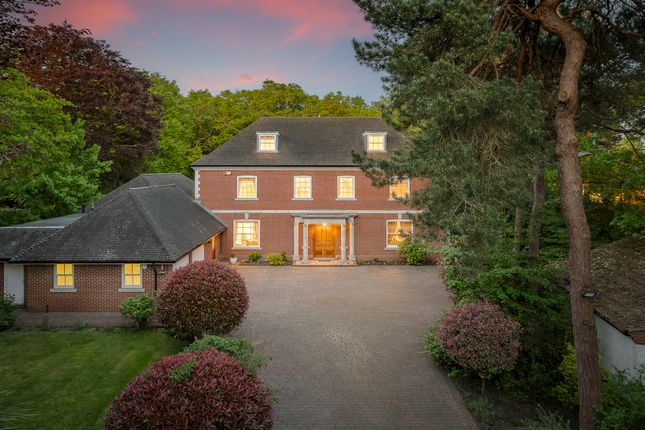 Briar Hill, Surrey CR8 8 bed detached house for sale