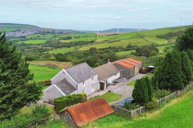 Pen Yr Heol Blackmill Bridgend CF35 6EN 4 bed detached house for sale