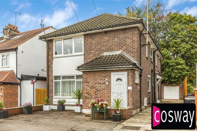 Holders Hill Road, Mill Hill, NW7 2 bed flat for sale