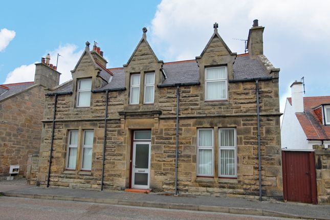 4 bed detached house
