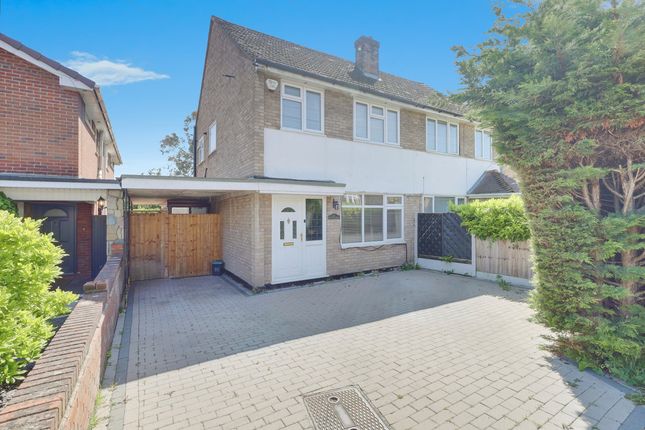 Oakfield Road, Benfleet, SS7 3 bed semi