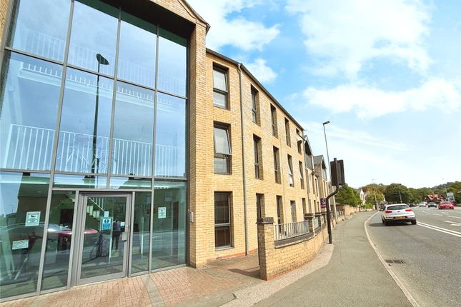 Newark Road, Lincolnshire LN6 2 bed flat for sale
