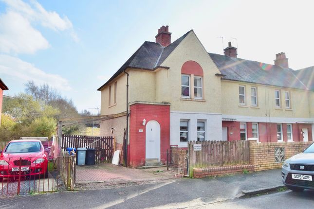 3 bedroom flat for sale
